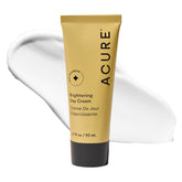 Acure Brightening Day Cream en envase, hidratación diaria para piel radiante.
