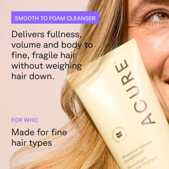 Aplicación en media a puntas para movimiento suave y densidad en cabello.