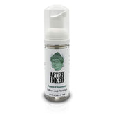 Botella de After Inked con espuma suave para limpieza de tatuajes