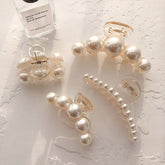 Agirlvct pearl big-size clip secures thick hair for daily styling.