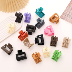 Alemaky clips in 12 color options to match any outfit