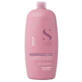 ALFAPARF MILANO Semi Di Lino Moisture Nutritive bottle—hydration without weighing hair down.