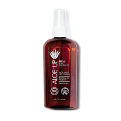 Aloe Up: botella bronceado ligero para una aplicación suave.