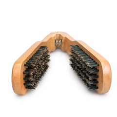Close-up of Amariver wooden handle for comfortable grip during styling.