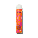 Amika Perk Up Plus, botella de champú seco con acabado invisible.