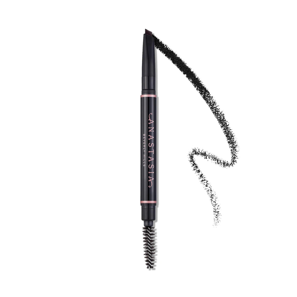 Anastasia Beverly Hills Brow Definer Ebony close-up tip for precise shaping
