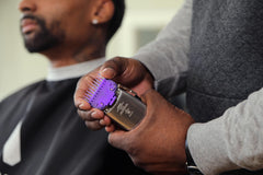 Andis Master dual magnetic comb 3 ensures accurate guard placement
