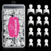 AORAEM: puntas francesas blancas cortas para un look natural y elegante.