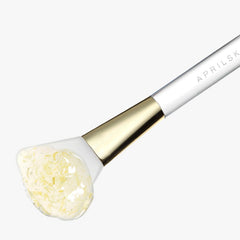 APRILSKIN Jelly Brush is easy to clean after masking routines.