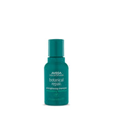 Aveda Champú de Reparación Botánica, botella visible para cuidado capilar