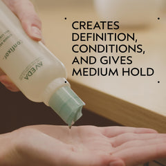Close-up of Confixor gel showing texture and consistency.
