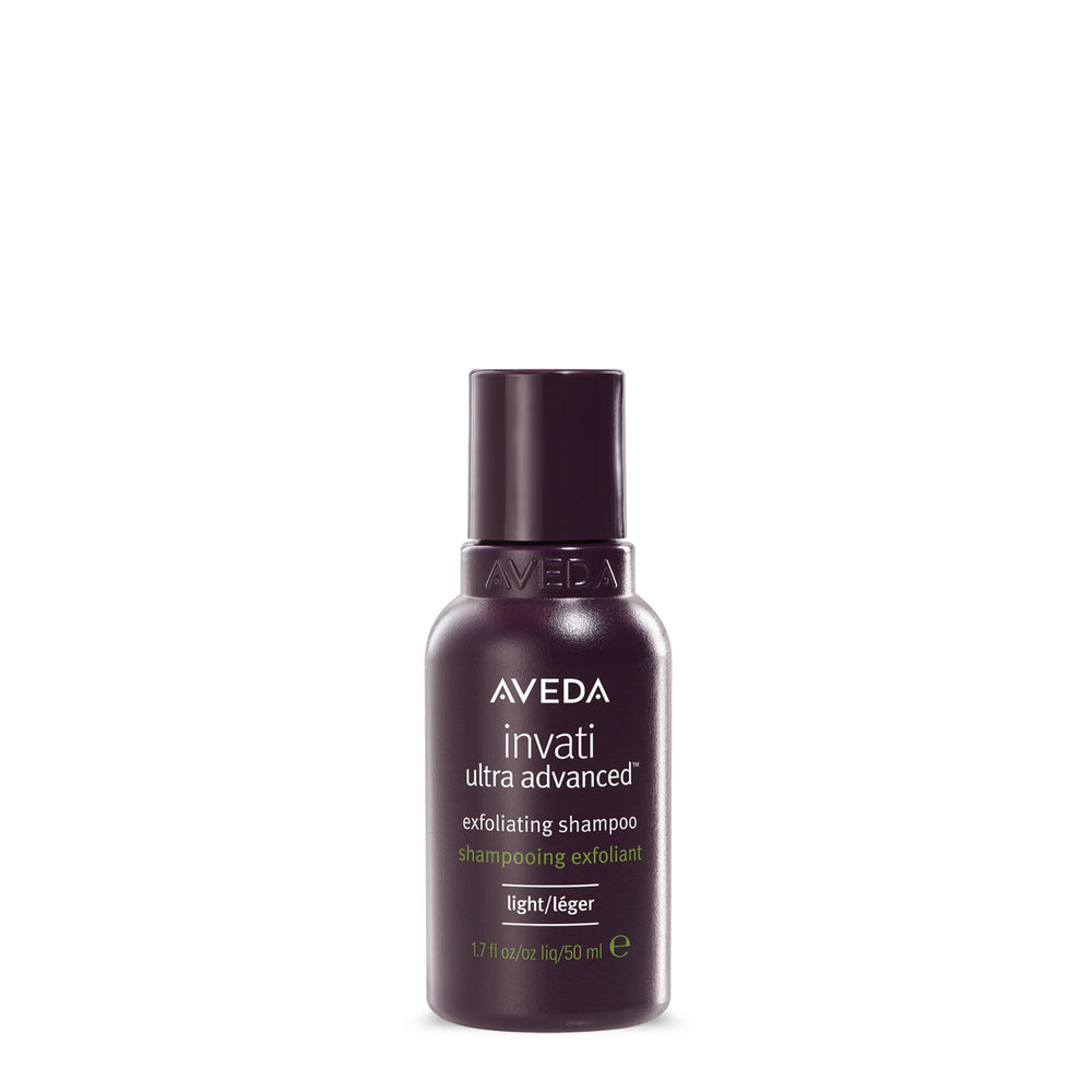 Aveda Invati Ultra Exfoliante Champú Ligero purifica el cuero cabelludo.