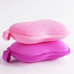 Longitud de 14,8 cm para cubrir el torso con suavidad.