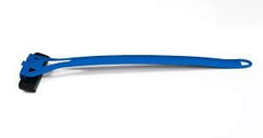 Bakblade 1.0 eighteen-inch handle helps reach every inch effortlessly.