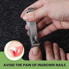 Baluca ergonomic senior nail clippers provide comfortable grip during grooming.