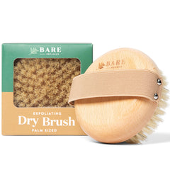 Bare Botanics cepillo para palma ergonómica facilita exfoliación suave.