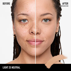 BareMinerals Barepro 24HR compact open shows included sponge for quick coverage.