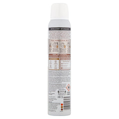 Batiste Champú Seco Plus, nebulización suave, aporta frescura sin agua.