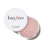 bayfree Multi Glow Balm aplicado con dedos para un brillo suave