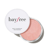 bayfree Bálsamo Iluminador Múltiple, empaque compacto para retoques diarios.