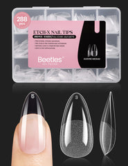 Beetles Gel Nail Tips Almendra Etch X muestra textura para un ajuste preciso