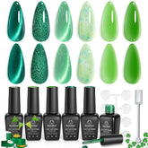 Beetles esmalte en gel verde translúcido para uñas elegantes.