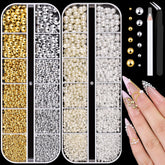 BELLEBOOST perlas de media luna planas blancas, brillo suave para uñas con diseño elegante.