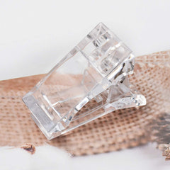 Medidas de clips de 3,5 cm por 3 cm para dedos compatibles.