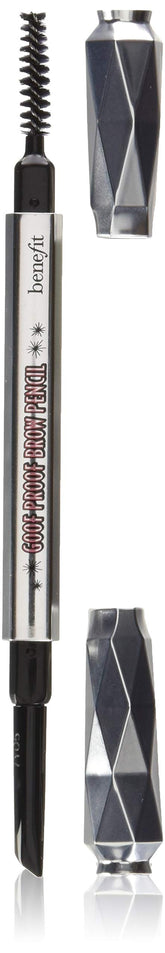 Benefit Goof Proof: cejas definidas con trazo suave.