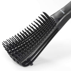 BESTOOL ergonomic handle highlights comfortable, sturdy grip during detangling.