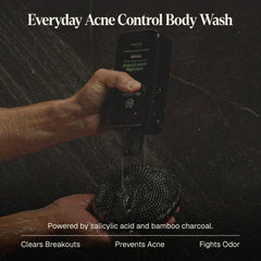 Black Wolf aplicacion-dispensador: demostración de aplicación rápida en la piel.