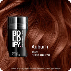 Boldify Fibras Capilares Auburn - mano aplicando el producto para cobertura instantánea