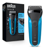 Braun Series 3 310s head close-up showing precision foils for a smooth shave