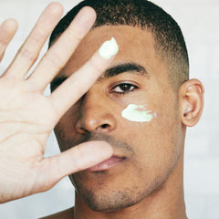 Brickell Men's Retinol Face Moisturizer hyaluronic acid focus indicates deep hydration.