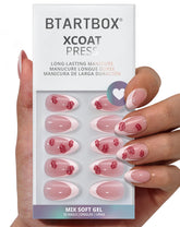 BTArtbox Uñas francesas con labios rojos 3D para un look atrevido y moderno.