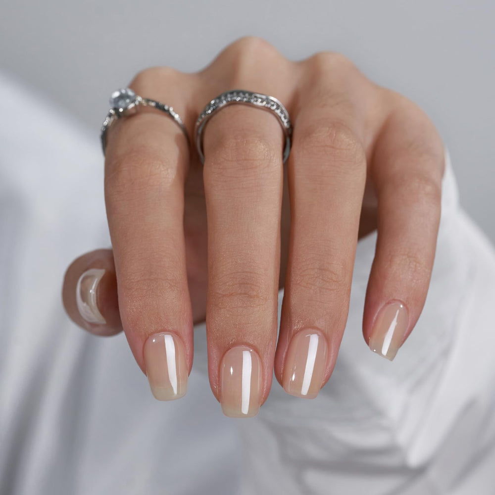 BTArtbox: uñas postizas cortas cuadradas con cromo marrón para un acabado vibrante.