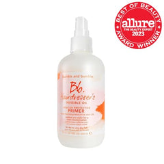 Bumble and bumble Hairdresser’s Invisible Oil spray application delivers quick hydration