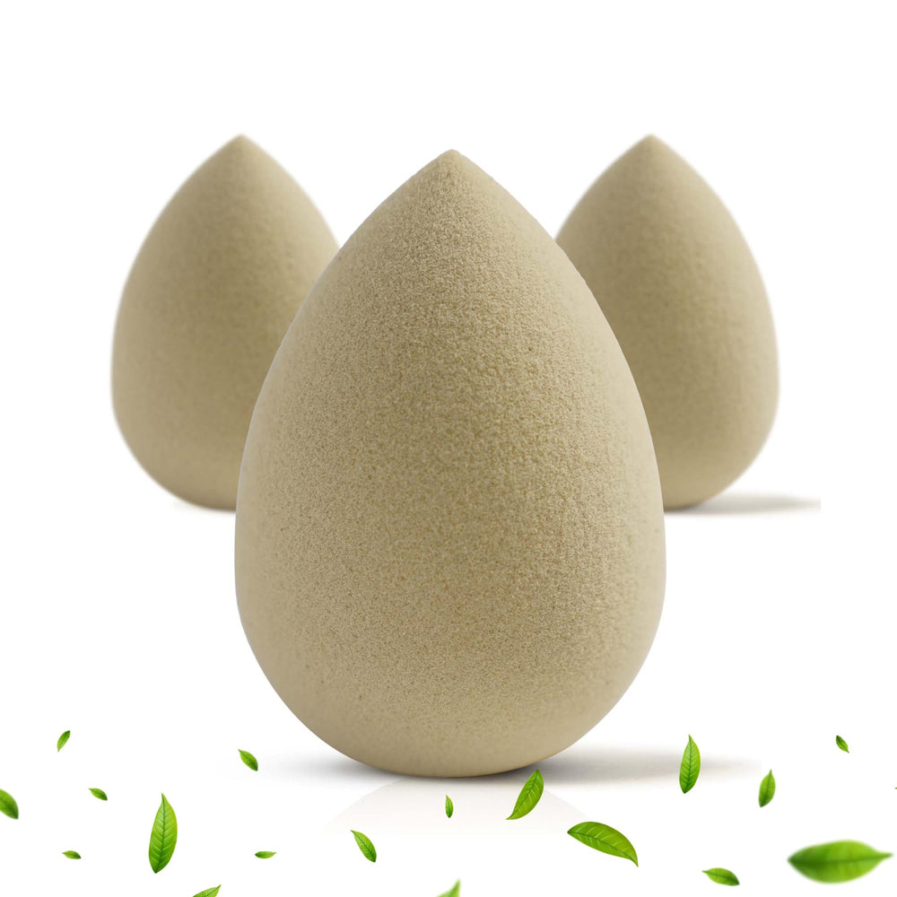 Bumfuzz Green Tea Beauty Sponge pack close-up for smooth, even coverage.