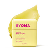 BYOMA Melting Balm Cleanser muestra textura sedosa para limpieza suave del rostro.