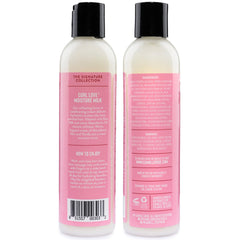 Aplicación de Camille Rose Curl Love Moisture Milk entre las palmas para desenredar suavemente.