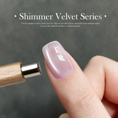 CANNI purple glitter cat-eye gel polish provides shifting light drama.