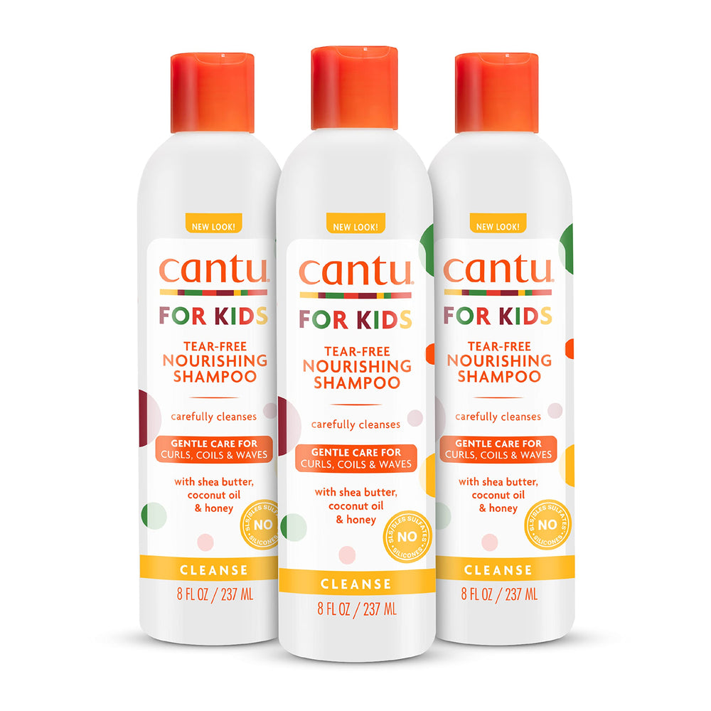 Cantu Kids Champú Nutritivo sin lágrimas, botella visible, limpieza suave para rizos delicados.