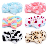 Casoty spa headband bow-style keeps hair away during makeup