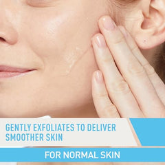 CeraVe Renewing SA Cleanser: ceramidas protegen la barrera de la piel.