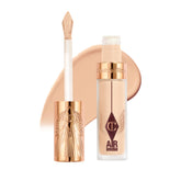 Charlotte Tilbury AIRbrush Flawless Blur Concealer precision-dot-tip for invisible blur coverage.