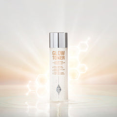 Charlotte Tilbury Glow Face Toner Mini — hidratación profunda que prepara la piel para sueros.