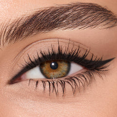 Charlotte Tilbury Rock 'N' Kohl Smokey Bronze warms the eye with golden bronze‑brown shade.
