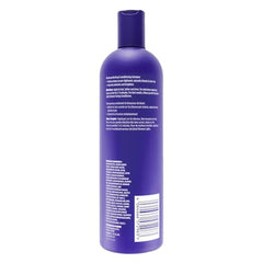 Aplicación en cabello con Shimmer Lights para reducir tonos amarillos