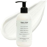 Clean + Kind loción diaria en envase, ofrece hidratación duradera para piel seca.