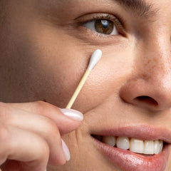 Cliganic paper-sticks plastic-free swabs for safe eco-friendly cleaning.